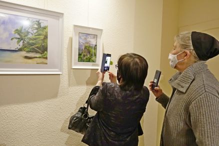 Wernisaż wystawy akwareli Magdaleny Wróbel "Wodą i pędzlem"