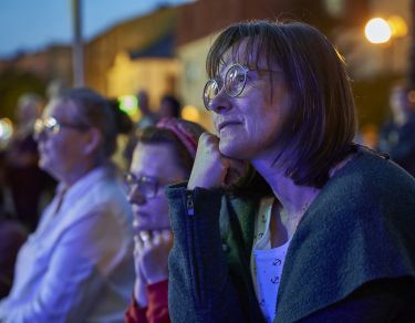 Pieśni i ballady Bułata Okudżawy na scenie V Letniego Festiwalu pod muralem