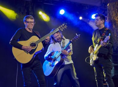 Pieśni i ballady Bułata Okudżawy na scenie V Letniego Festiwalu pod muralem