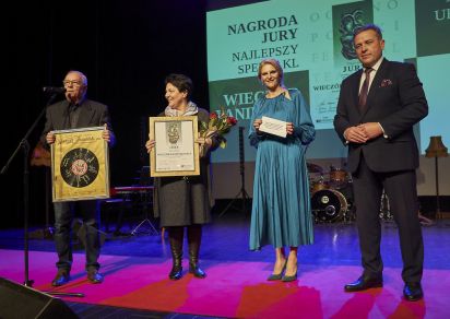 Gala zakończenia IX OFT "Sztuka plus Komercja" i koncert filmowo-musicalowy "Od nocy do nocy" 