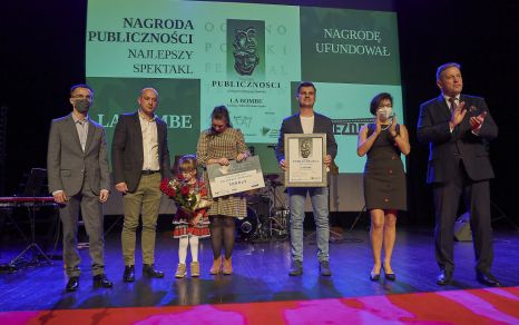 Gala zakończenia IX OFT "Sztuka plus Komercja" i koncert filmowo-musicalowy "Od nocy do nocy" 