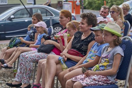 "W oczy mi patrz - Recital Samanty" na scenie Teatralnych Spotkań pod muralem