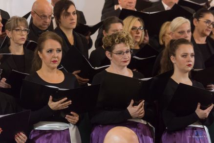 Chór Miasta Siedlce w koncercie "Requiem dla Świata" w Zamościu