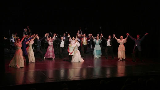 Walce Wiedeńskie - Budapest Strauss Ballet & Orchestra